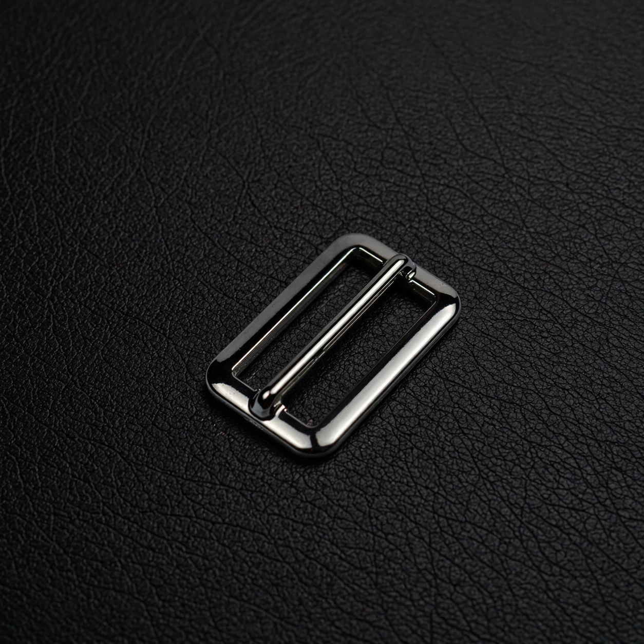 AB-171 adjuster buckle