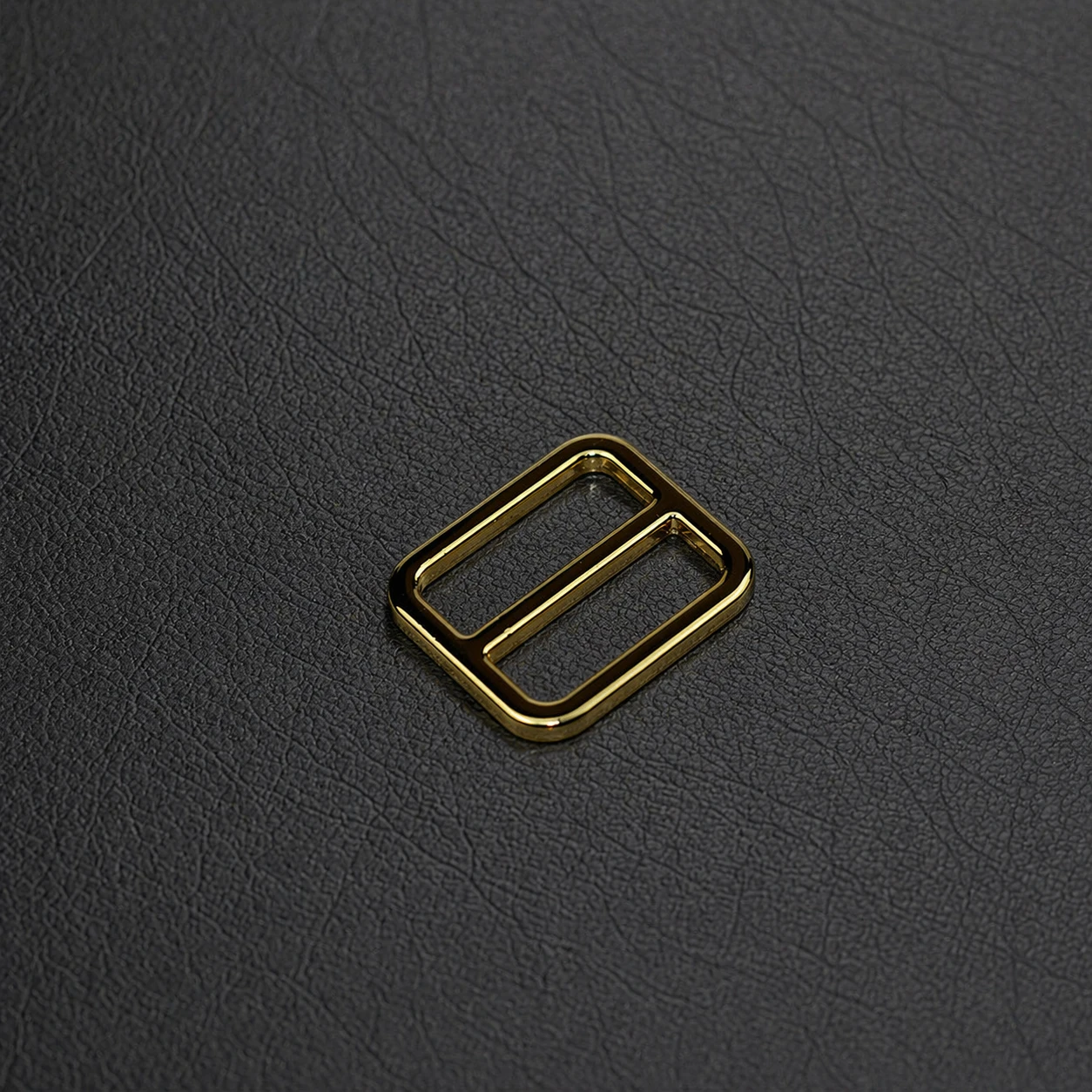 AB-174 adjuster buckle