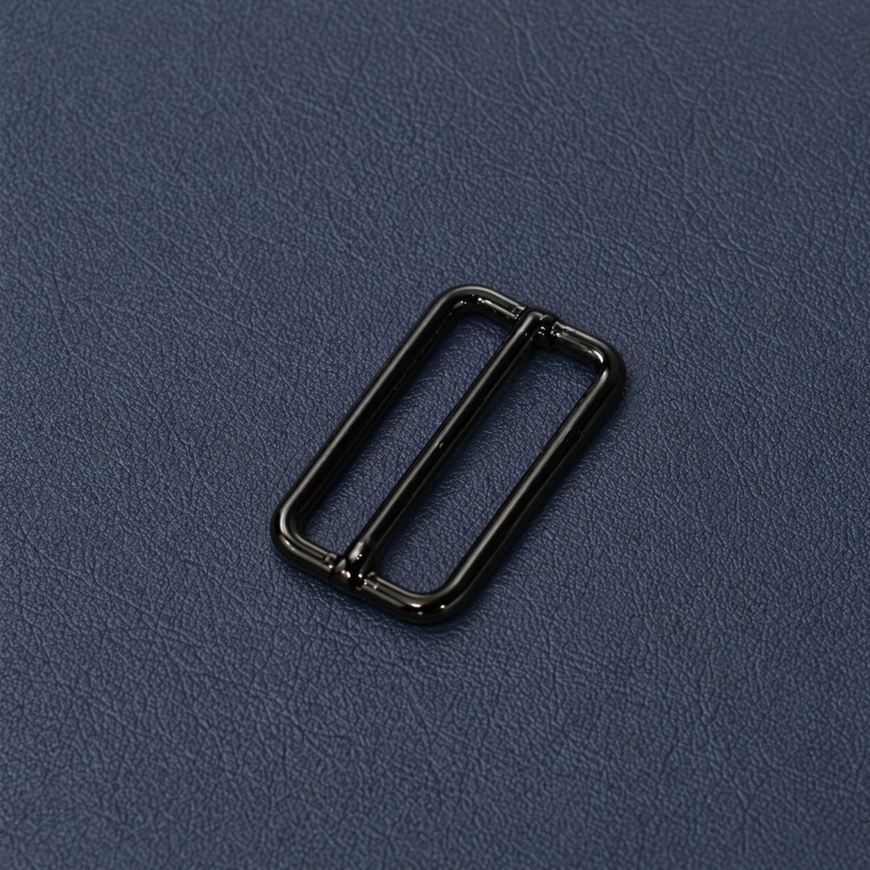 AB-180 adjuster buckle