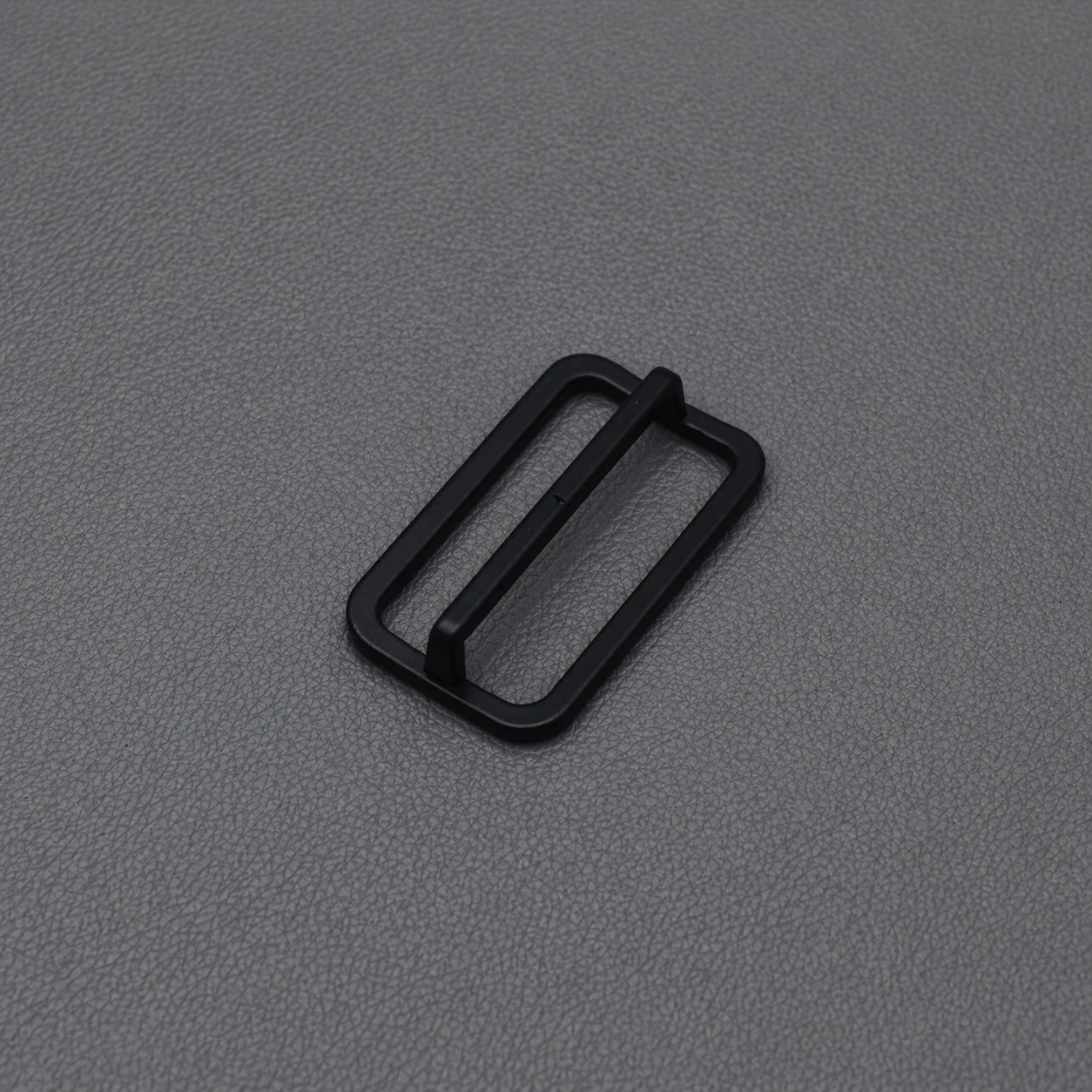 AB-189 adjuster buckle