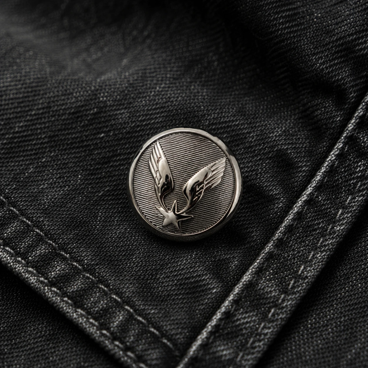 BT-219 metal button