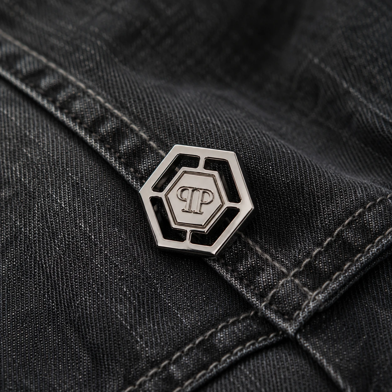 BT-227 metal button