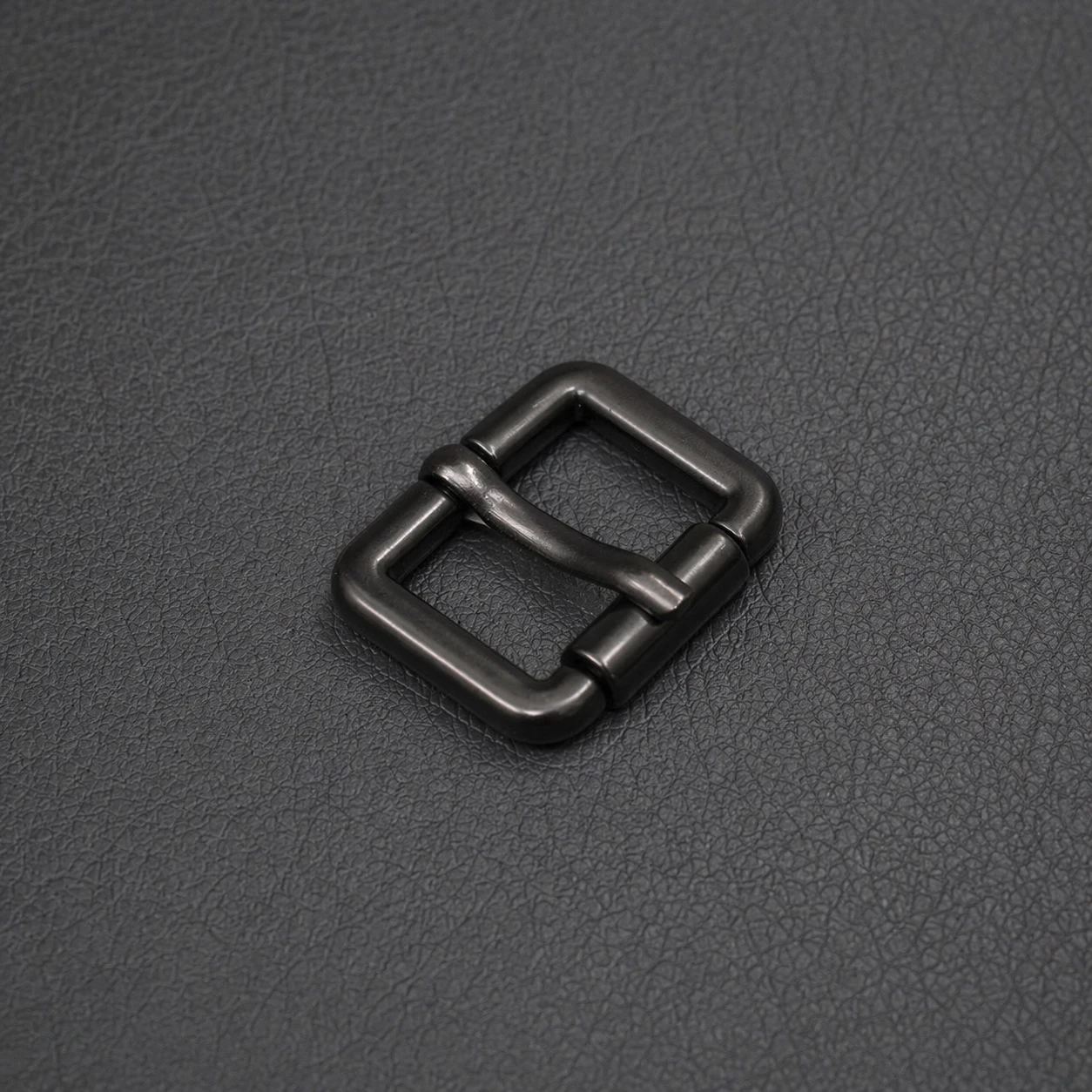 PB-141 pin buckle